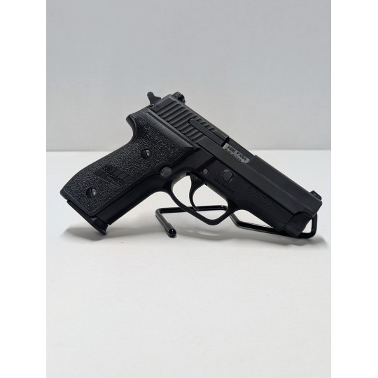 SIG M11-A1 Compact Military Sidearm | SIG SAUER M11 Pistol