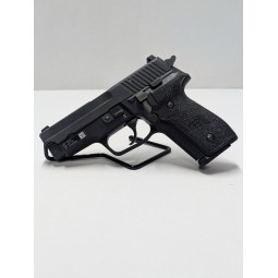 SIG M11-A1 Compact Military Sidearm | SIG SAUER M11 Pistol